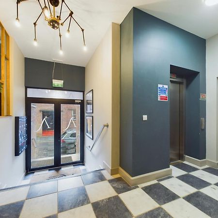 Luxury Apartment: City Centre, Stylish, Modern Τσέστερ Εξωτερικό φωτογραφία