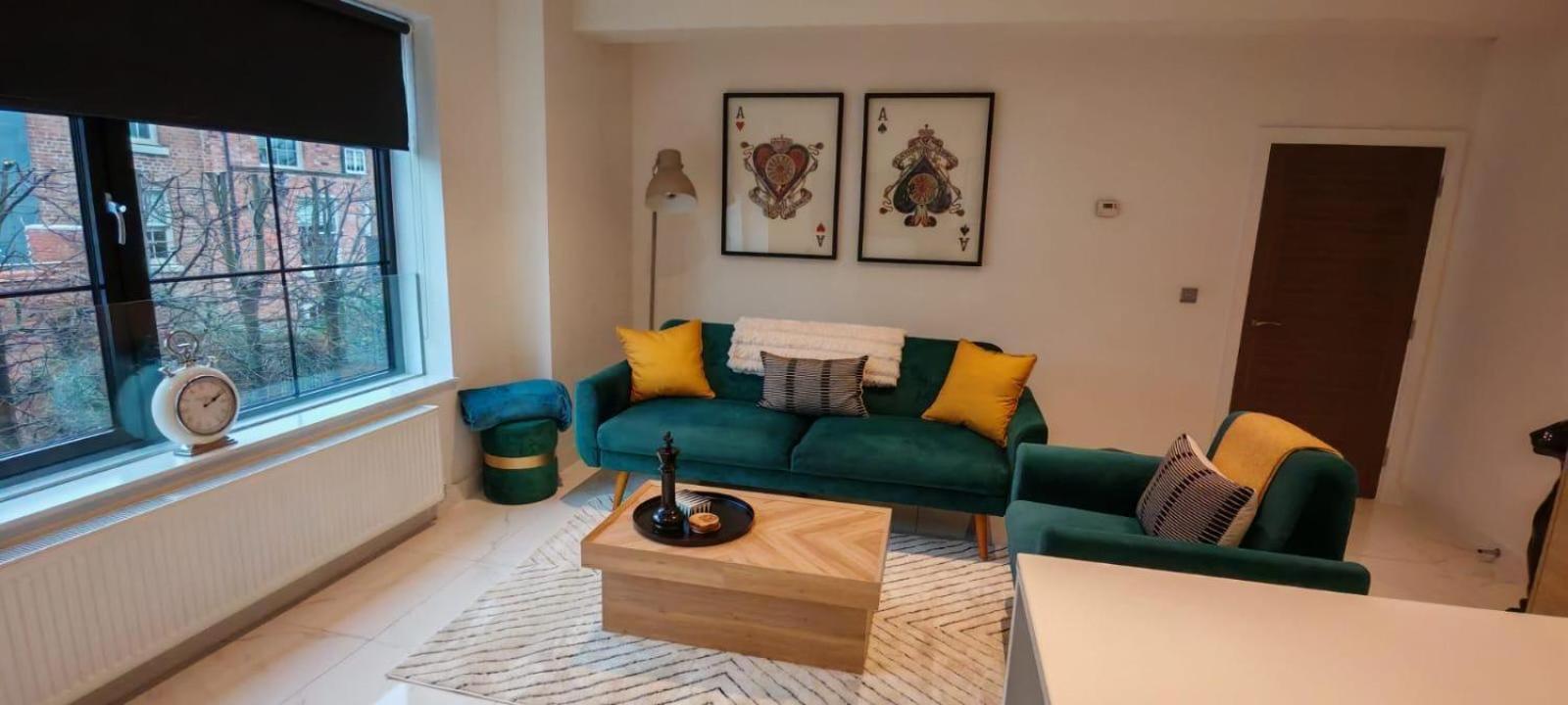 Luxury Apartment: City Centre, Stylish, Modern Τσέστερ Εξωτερικό φωτογραφία